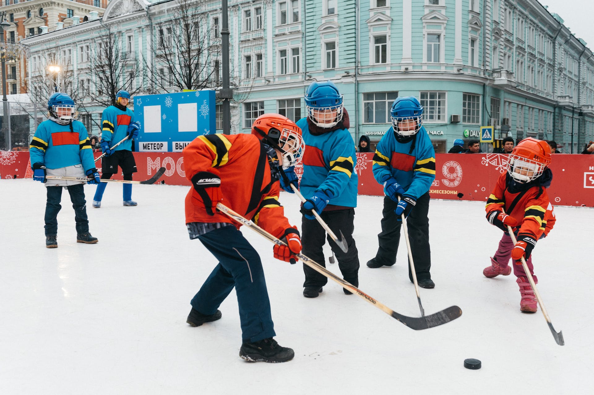 HOW FAST DOES A HOCKEY PUCK TRAVEL? SPEED AND SCIENCE