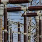 Understanding The Dynamics of Electricity Providers in Deregulated Markets