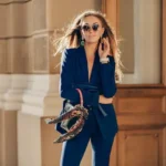 Effortless Outfit Ideas To Wear To Work Everyday